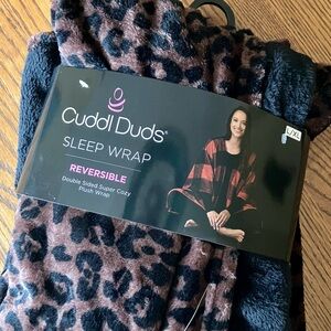 NWT Cuddl Duds Animal Print Sleep Wrap
